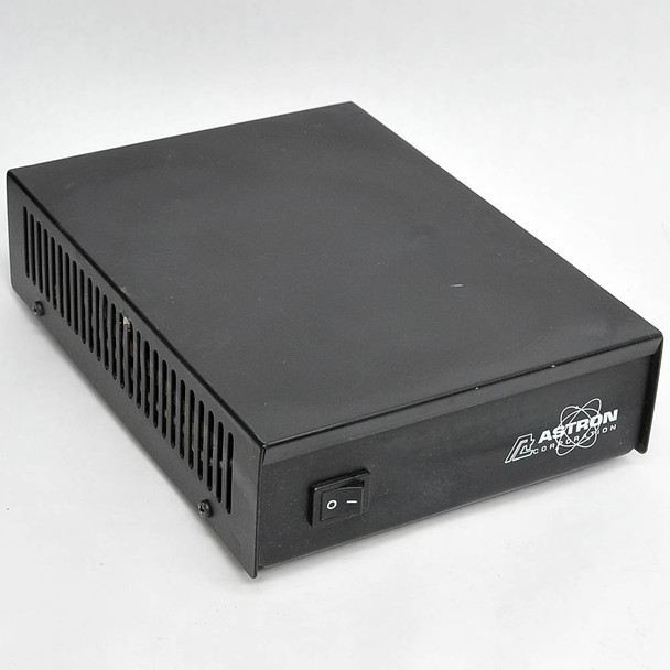 Astron SS-18 DC Power Supply 13.8VDC 15A cont. 18A ICS