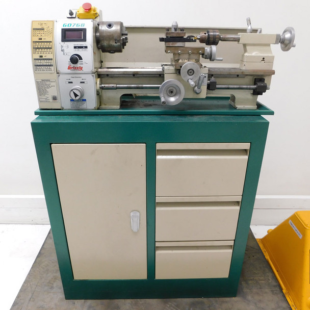 Grizzly G0768 Benchtop Metal Lathe w/ Cabinet & Tools+ Lots Of Extras!