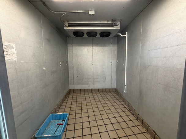 Kolpak 128"L x 92"W x 81"H Floorless Indoor Walk-In Cooler