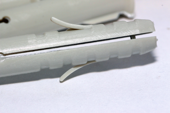 10 x 10mm x 80mm Heavy Duty Nylon Wall Plug With Flange - Satellite & Brickwork