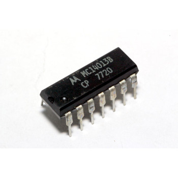MC14013BCP Dual D-Type Flip-Flop CMOS 14 Pin DIL Motorola Device