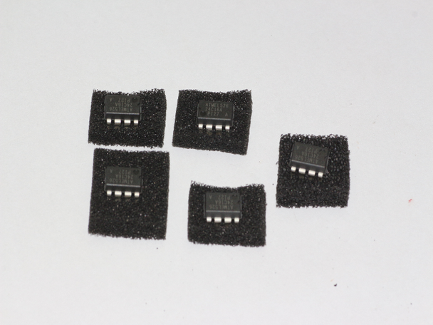 5 X Atmel 24C16A / 24C16 8 Pin DIL / DIP 16K Serial EEPROM