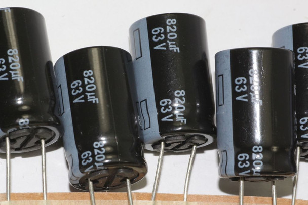 5 X Panasonic Ultra Low ESR 105 Degrees FR Range Radial Electrolytic Capacitors