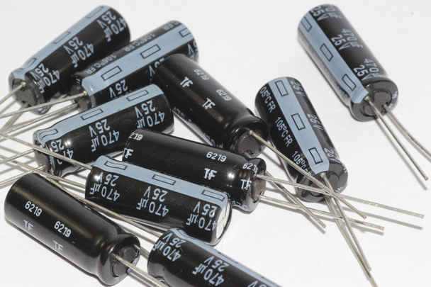 10 x Panasonic 470uF 25V EEUFR1E471L Slim Ultra Low ESR Electrolytic Capacitors