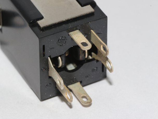 2 x Stereo 1/4 Inch 6.35mm Chassis Mount Switched Jack Socket, Headphone Socket 2 x Stereo 1/4 Inch 6.35mm Chassis Mount Switched Jack Socket, Headphone Socket