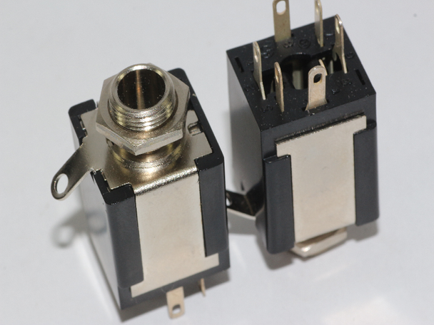 2 x Stereo 1/4 Inch 6.35mm Chassis Mount Switched Jack Socket, Headphone Socket 2 x Stereo 1/4 Inch 6.35mm Chassis Mount Switched Jack Socket, Headphone Socket