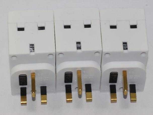 3 x 13A 3 Way Urea Fused UK Mains Plug Adaptor from SMJ Fitted With 13A Fuse