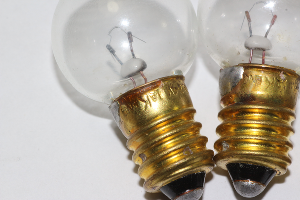 3 x Krypton Miners Lamp E10 Round Bulb, 2.4V, 1A, 2.4W, Emergency Light & Torch