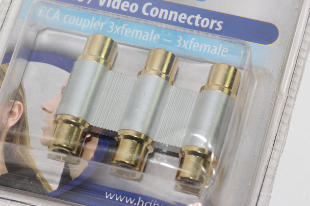 Gold Plated 3 Way Metal RCA Phono Coupler Joiner Adaptor, 3 x RCA Phono Female