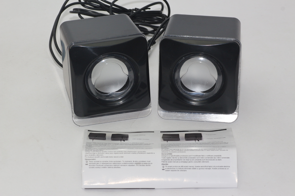 2 x 3W RMS USB Portable Loudspeaker Set from BasicXL, BXL-SP10BL With Line Input