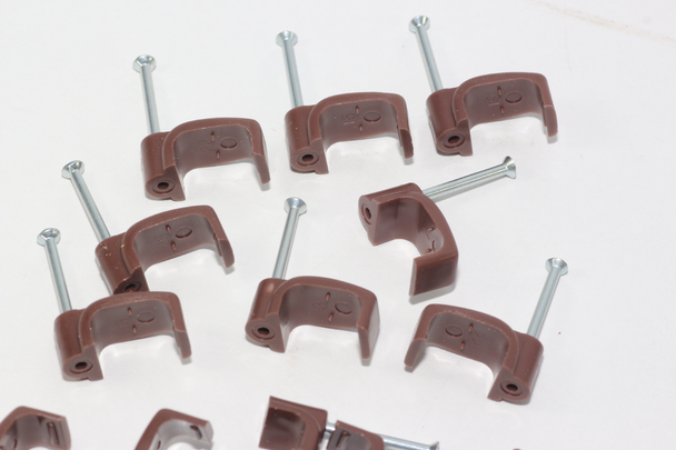 100 x Brown 6mm FT&E Flat Cable Clips for Twin Coax Cable Webro WF100, 13mm Wide