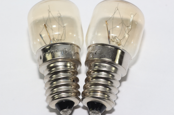 2 x HQ 15W E14 SES High Temperature Small Screw In Oven Lamp Bulb 220-240V AC