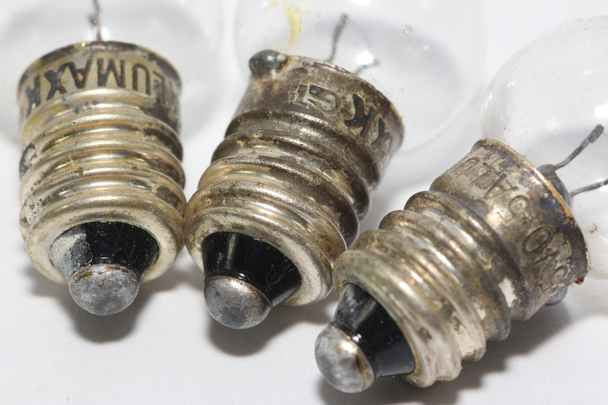 3 x CEAG LUMAX Vintage E10 Round Bulb, 3.5V, 0.5A, 1.75W, Radio Panel & Torch