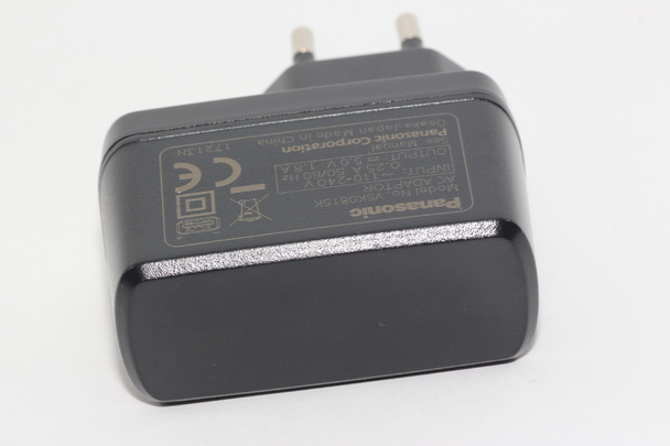 Genuine Panasonic VSK0815K 4K Camcorder USB 2 Pin Mains Battery Charger DC-G9E