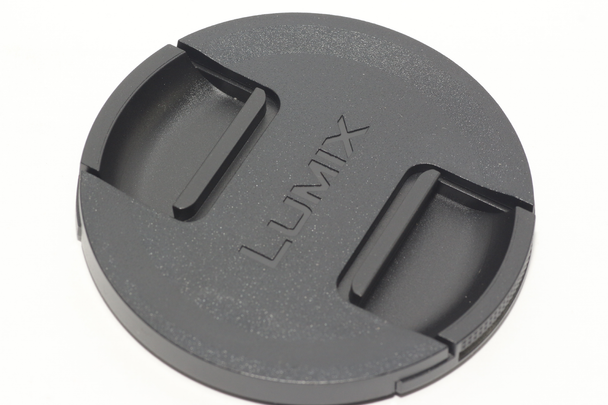 Panasonic SYQ0862 67mm Lumix Digital Camera Lens Cap, DMC-FZ2000, DMC-FZ2500