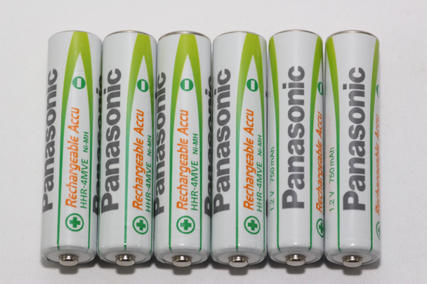 6 x Genuine Panasonic AAA Ni-MH DECT Cordless Telephone Batteries - 750mAh, 1.2V