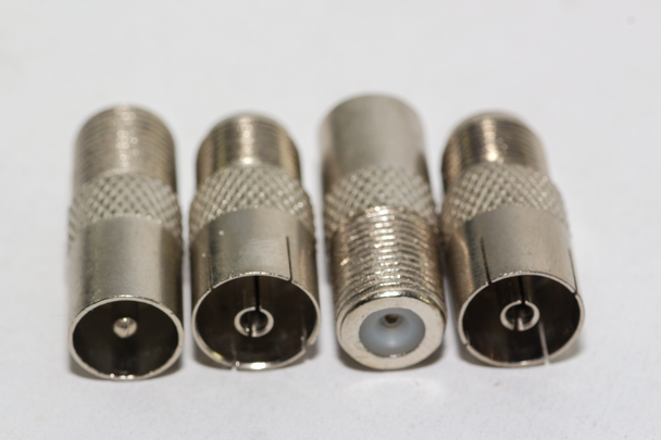 4 x F Female Socket Adaptor to Male & Female Coax Aerial Connectors