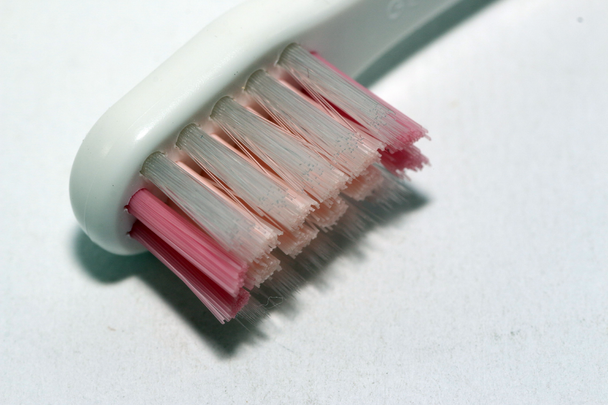 2 x Panasonic WEW0957 Toothbrush Head For Portable Sonic Brush EW-DS11, EW-DS90