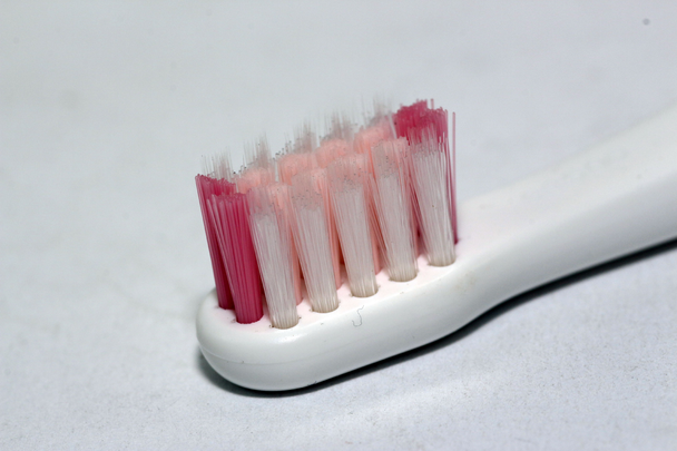 2 x Panasonic WEW0957 Toothbrush Head For Portable Sonic Brush EW-DS11, EW-DS90