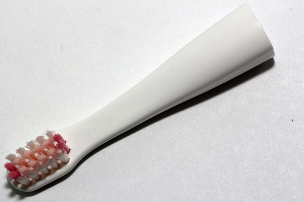 2 x Panasonic WEW0957 Toothbrush Head For Portable Sonic Brush EW-DS11, EW-DS90