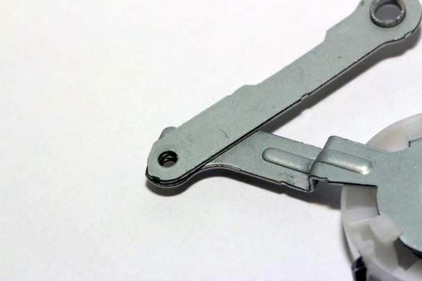 VXL2672 Panasonic VCR Supply Loading Arm For Z Mechanism Fits NVFJ611, NVSD240