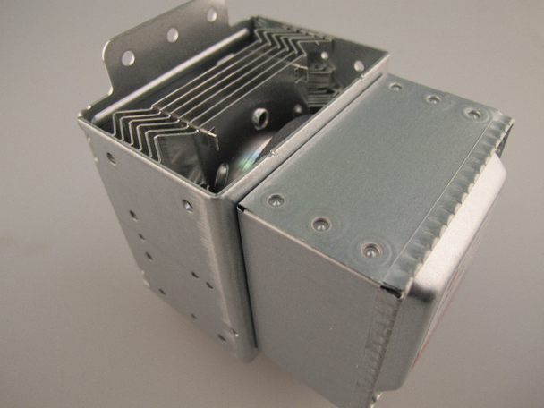 LG Original Magnetron Type 2M214-240GP Fits Many Models, Part Number 6324W1A003C