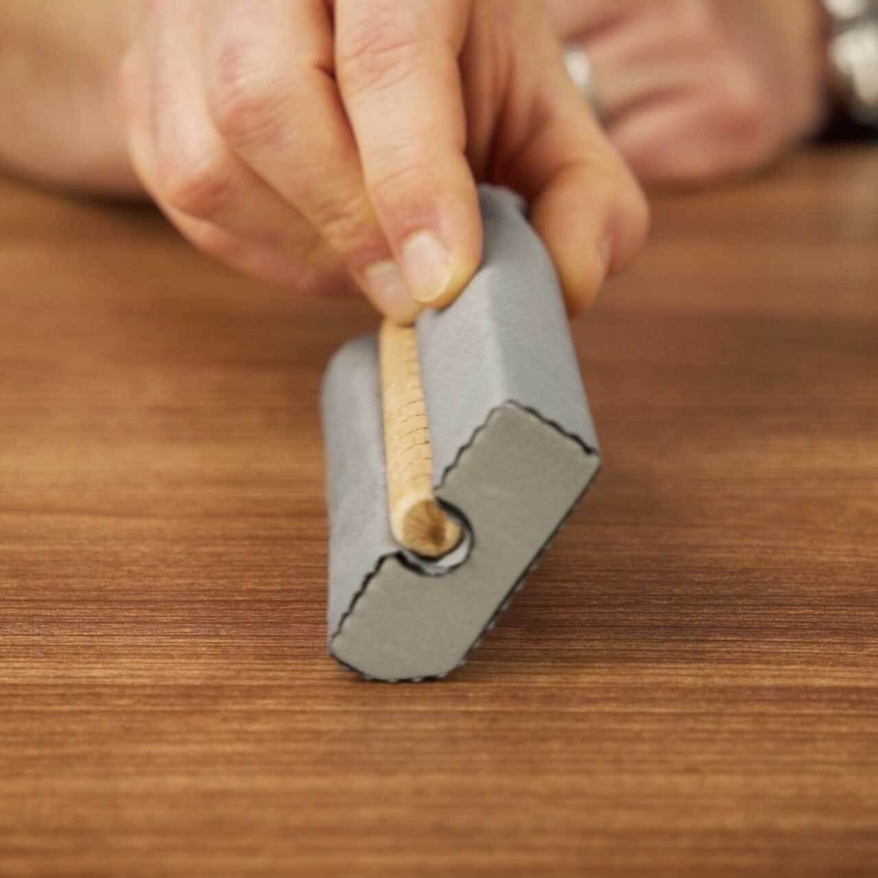 Coating Applicator Block Assembly Guide