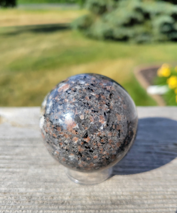 Yooperlite (Fluorescent Sodalite) Sphere