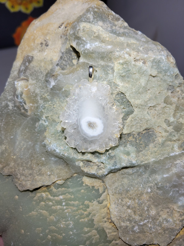 Quartz stalactite flower pendant