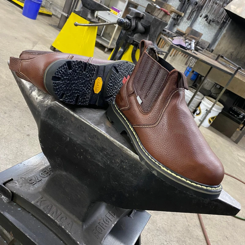 Iron Age Groundbreaker Work Boots Mens 12W Steel Toe Vibram Oil Resistant IA5018 Iron Age Groundbreaker IA5018 - Men main image 3