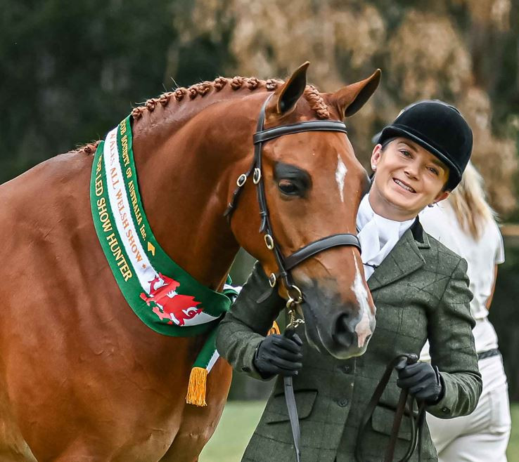Kelly Ralphs' KL  Resignation crowned in our Imperial Collection In Hand Bridle.