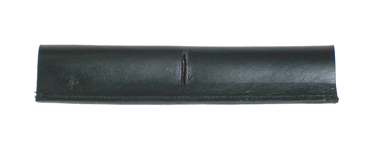 Closed Curb Chain Cover