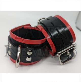 restraints-red-edge