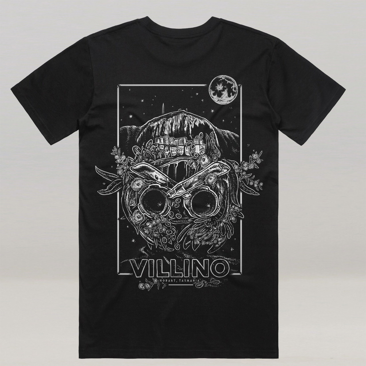 deep black t shirt