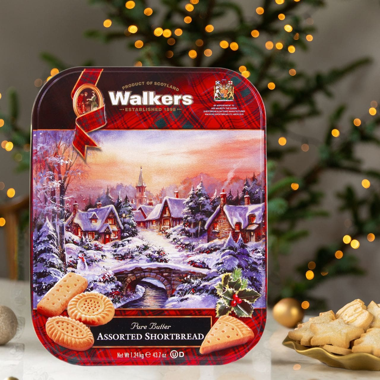 Walker's Deluxe Assorted Shortbread Holiday Tin