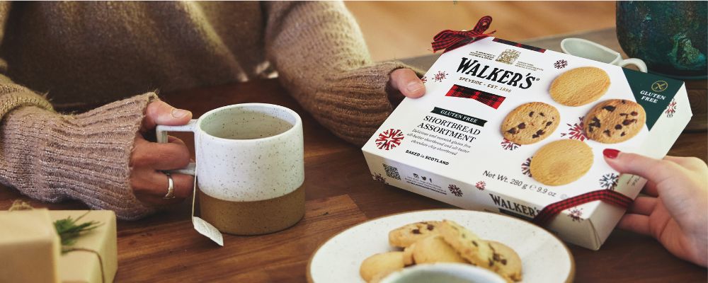 The gift of shortbread is shared with a grateful mother