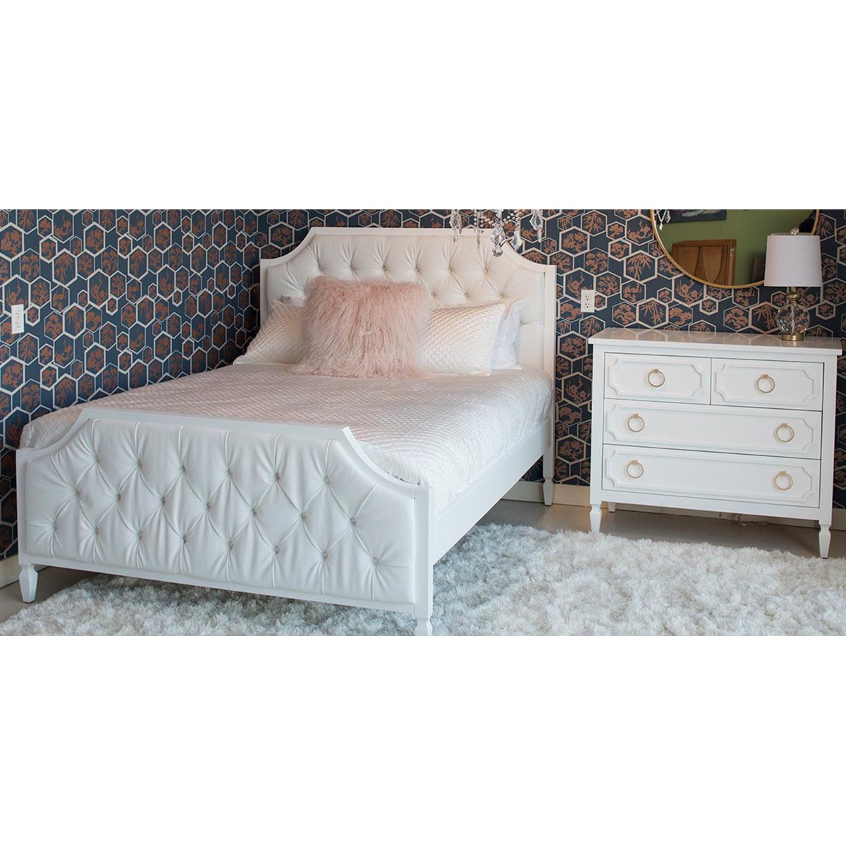 Newport Cottages Beverly Bed with Tufted Panels Bograd Kids Kids