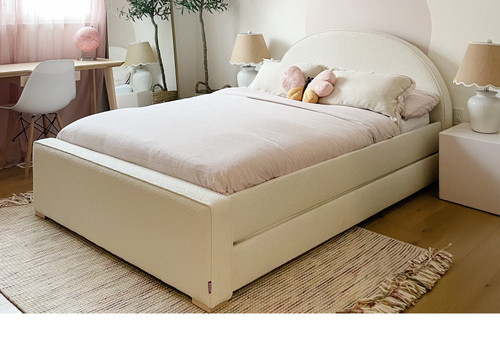 Luna Arched Full Bed