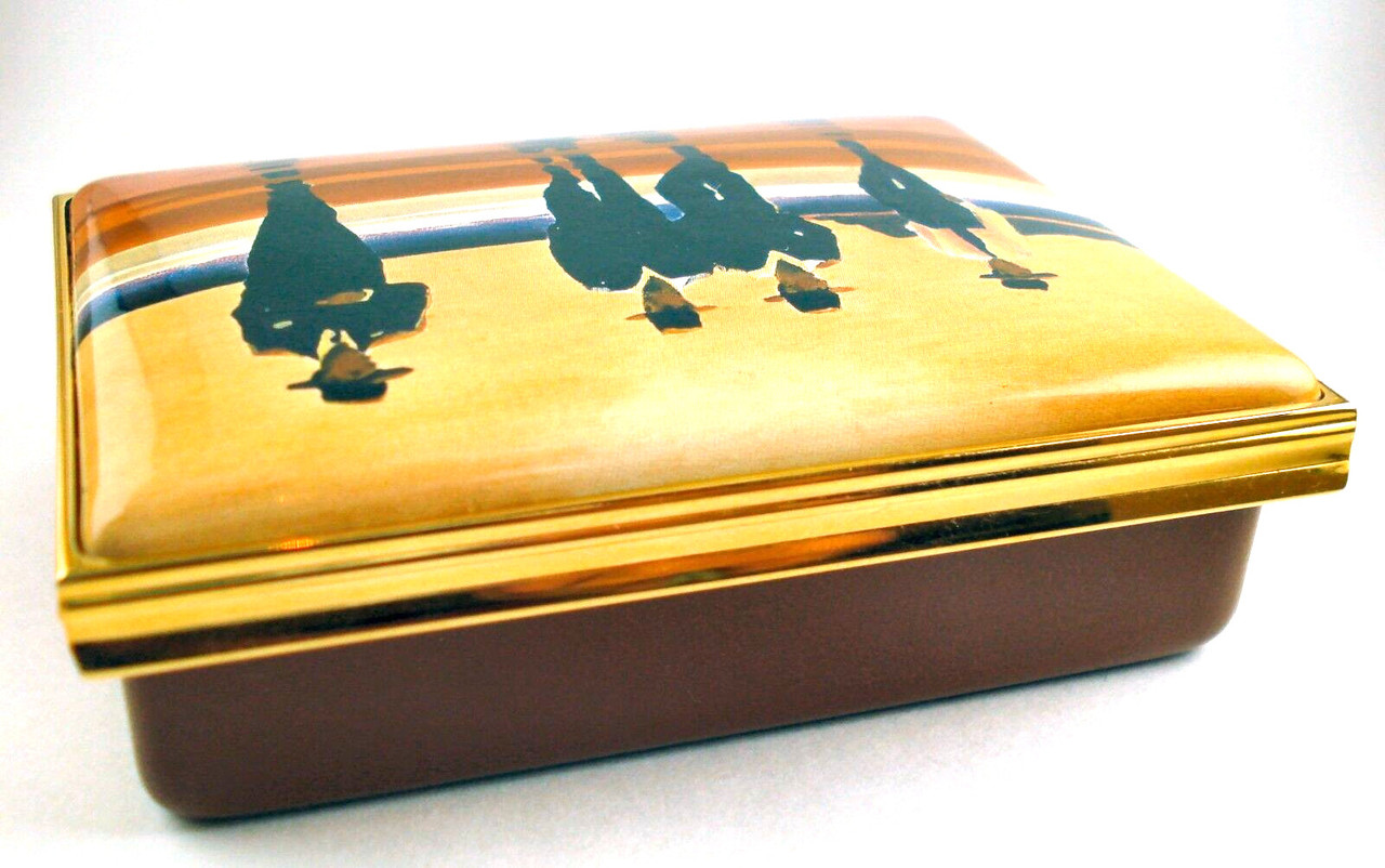 The Billy Boys Jack Vettriano 011/8093 | Halcyon Days Enamels