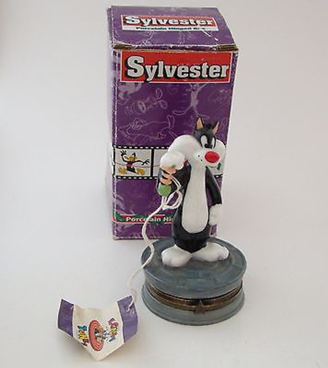 Box Sylvester the Cat PHB