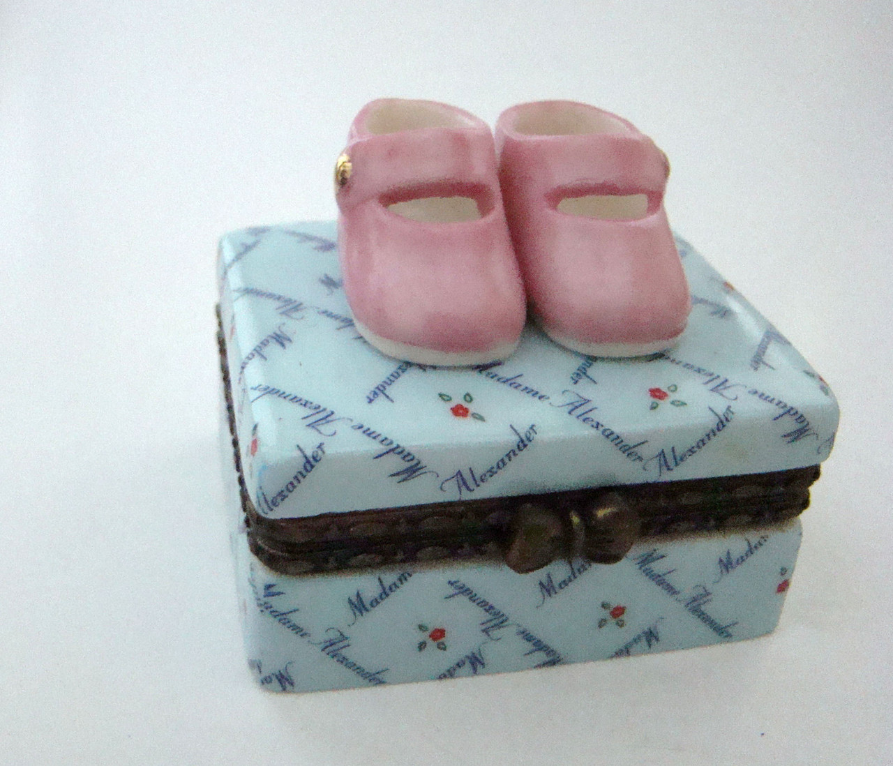 Madame Alexander Dolls - Madame Alexander Pink Shoes Porcelain Hinged Box (MA90390)