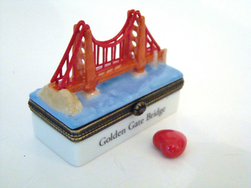 Midwest of Cannon Falls Golden Gate Bridge with Heart PHB (39533-2)