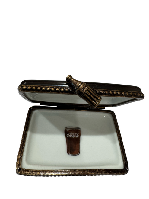 Coca Cola Pause Refresh Premiere Edition Limoges Box 9851-03
