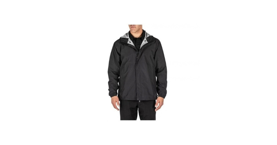 How Can a Duty Rain Shell Help Professionals Work in Wet Weather?