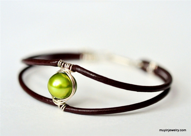 pearl and leather cuff bracelet - choose from 22 colors - Mu-Yin