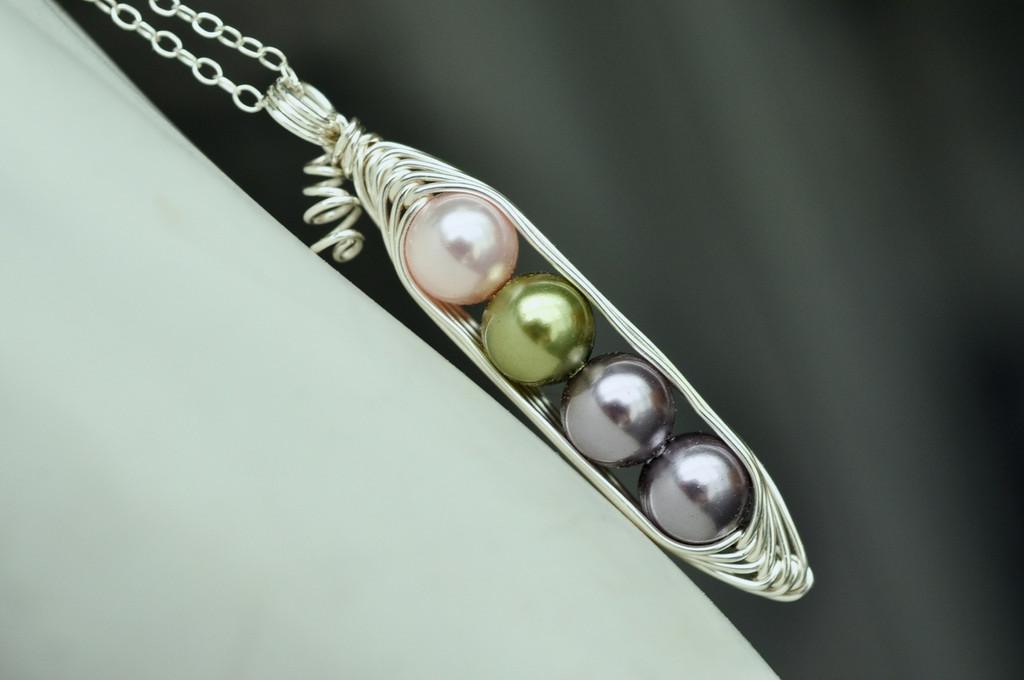 Pea Pod Pendant - 2 Pearls – Michael Michaud US