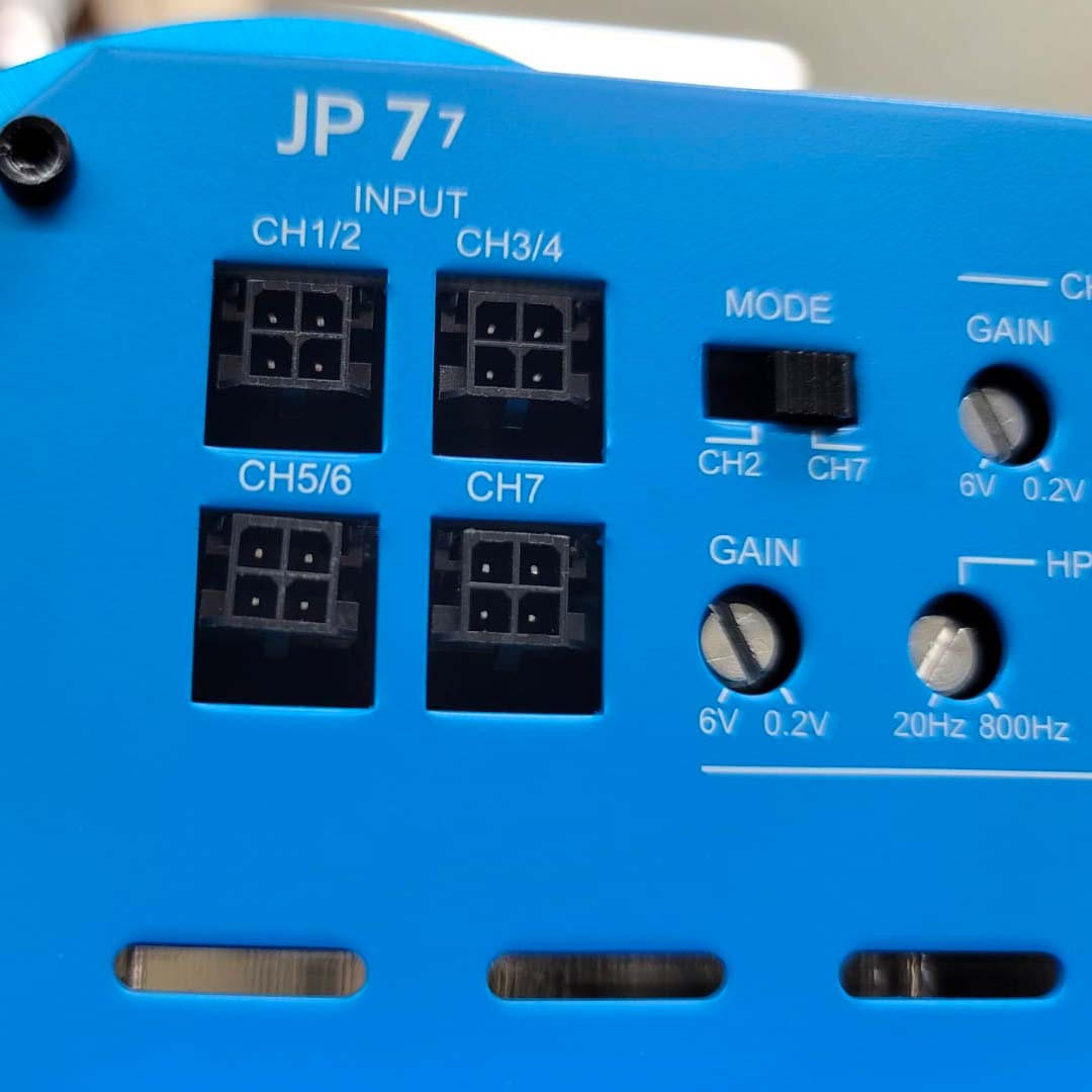 DOWN4SOUND | JP77 BLUE | 3000W RMS | 7 CHANNEL AMPLIFIER