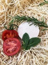 Heaven Scent Fresh Pet Shampoo Bar is produced in the UK using all natural and naturally derived ingredients, including tomato extract.