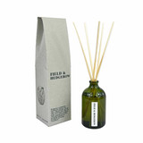 Heaven Scent’s Green Botanical vegan reed diffuser inspired by the ancient knowledge of plants and beliefs that surround them. Aroma: Field & Hedgerow