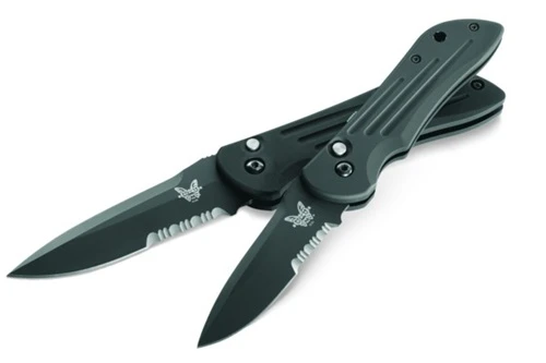 Benchmade Auto Stryker, Black Serrated Spear Point Blade